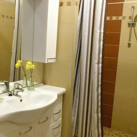 Rona Apartman * 세게드