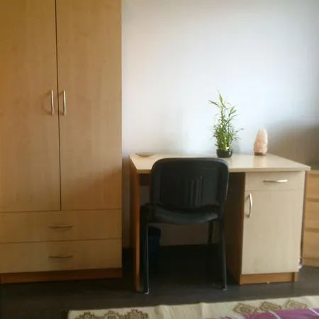 아파트 Rona Apartman